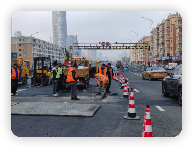 余姚道路维修施工队：城市建设的守护者